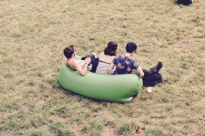 Festivaliers Rock en Seine 2017 à l'aise blaise