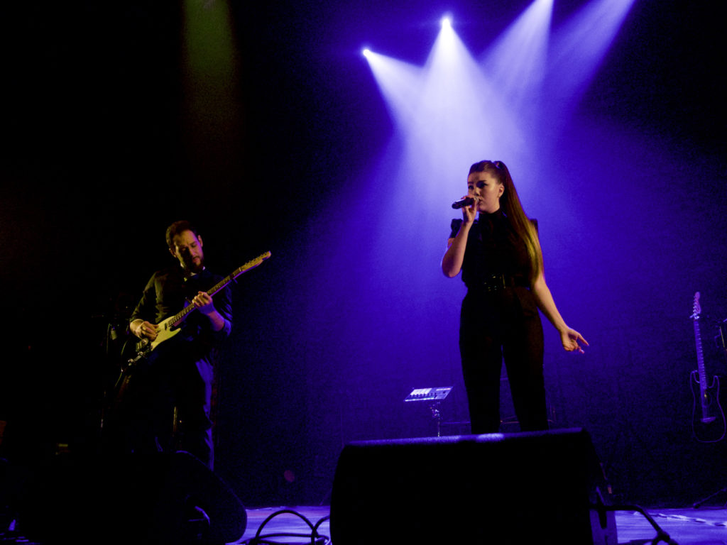 Daysy, Edgär et Yadam : un soirée riche en émotions au Café de la Danse de Paris (Reportage) daysy