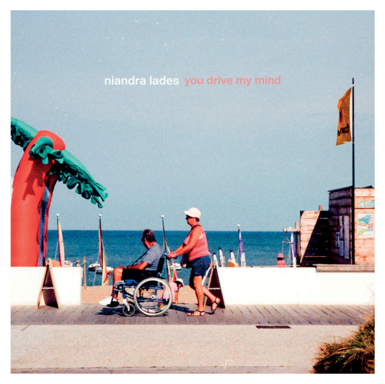 Niandra Lades « You drive my mind » : folies 90’s à 100 à l’heure Niandra Lades