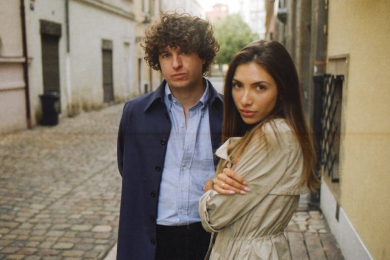 Duo-luke-pritchard-ellie-rose