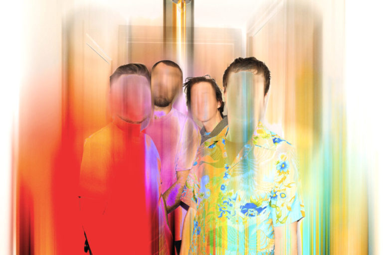 Magenta : « Ce qui nous unie ce n’est pas tant les ventes d’albums mais la notion de clan. » (Interview) Magenta