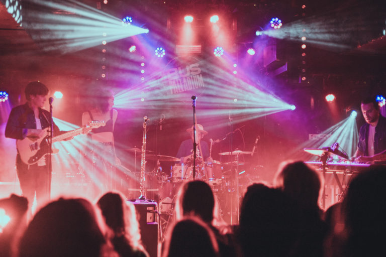 Rosaway-Bus-Palladium