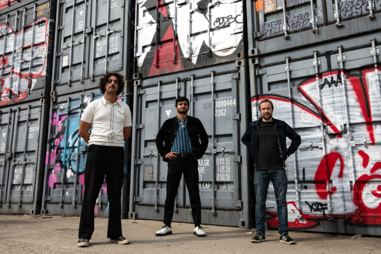 Sheitan & the pussy magnets by Jessica Saval