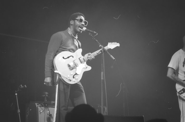 Fnac Live Paris : un moment suspendu avec en son centre Cat Power (reportage) Curtis harding fnac live 2021