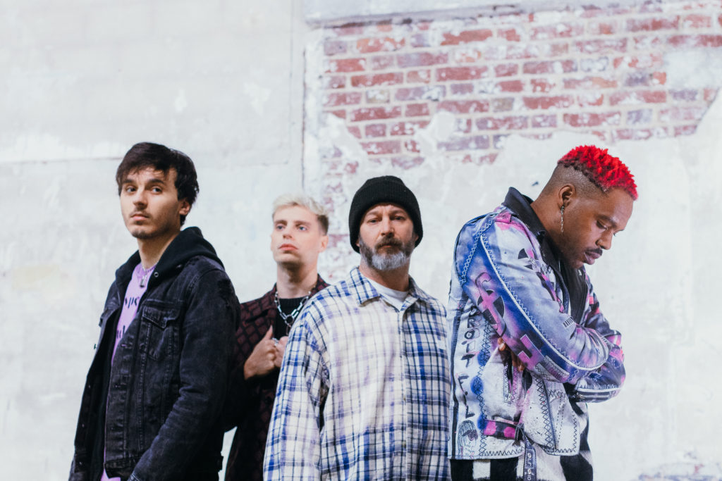 Skip the Use (interview Mat Bastard) : « S’il n’y a pas la cohésion des hommes, Dieu c’est une catastrophe. »