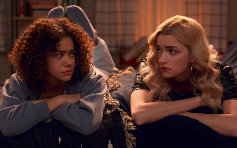 Ginny & Georgia : santé mentale & bienveillance dans sa saison 2 Ginny & Georgia