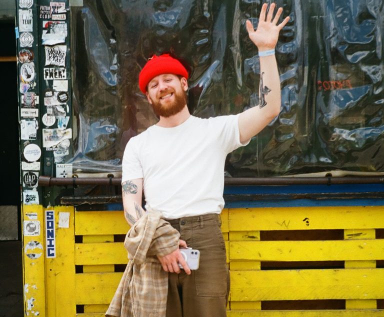 Willie J Healey par Pénélope Bonneau Rouis