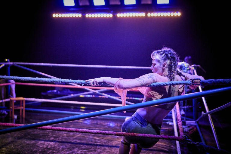 Requin Velours (Sorry Mom, Gaëlle Axelbrun) : Réparer les vivantes REQUIN VELOURS