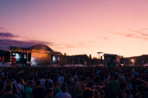 scène Paris solidays 2025