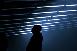 Kae Tempest au YOYO du Palais de Tokyo (2025) Crédit Photo : Pénélope Bonneau Rouis