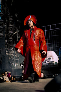 Empire-Of-The-Sun-Rock-En-Seine