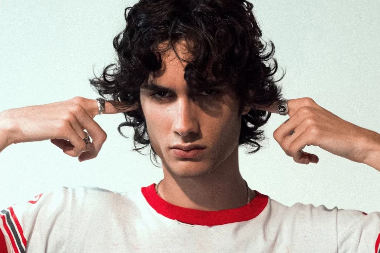 sombr I Barely Know Her