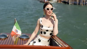 Emily in Paris Lily Collins