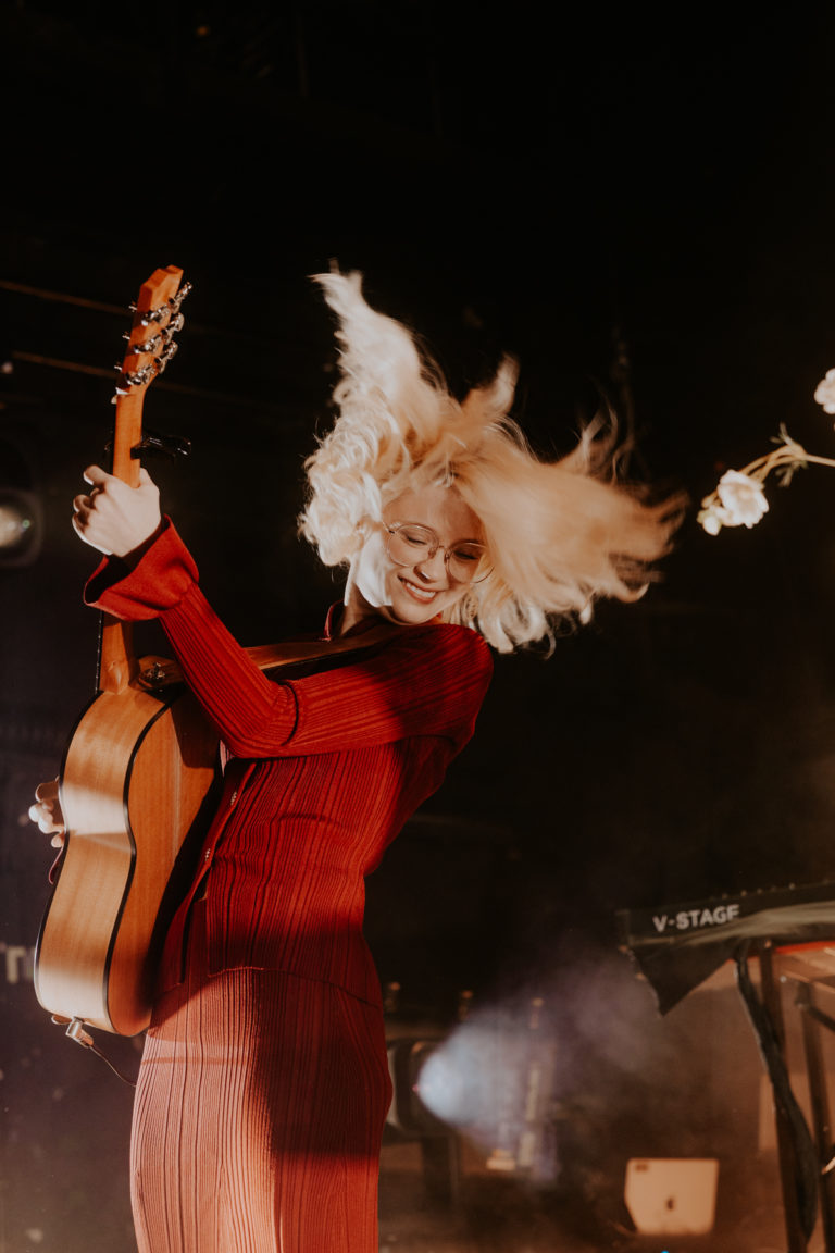 Maisie Peters - La Cigale Paris 2026 - Crédit photos : Louis Comar