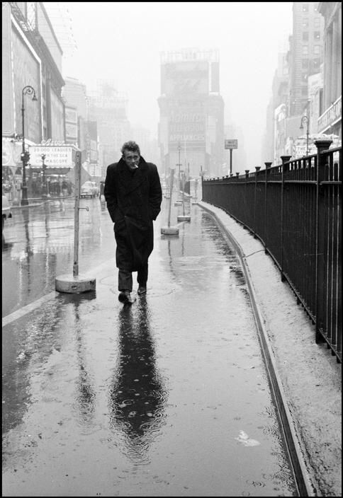 James Dean à Times Square par Dennis Stock, 1955